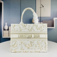 Dior Shopping Bags